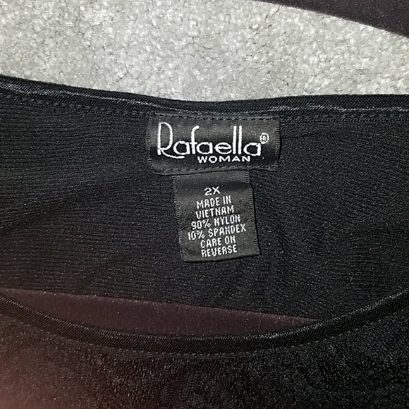 Women's 3/4 Sleeve Black Lace-like Top - Picture 2 of 6